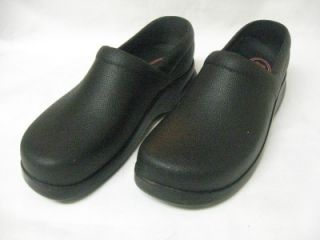 Womens Klogs USA Slip Resistant Non Marking Clogs Shoes Black Size 9