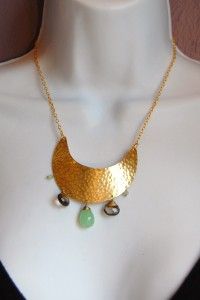Anthropologie Crescent Moon Necklace $48 Hammered Gold Bead Stone Teal