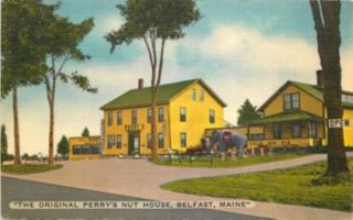 Belfast Maine Linen Perrys Nut House Linen Postcard
