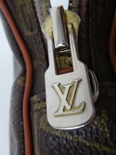 Vintage Louis Vuitton LV Brown Mini Poche Pochette Shoulder Bag Camera