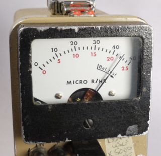 Ludlum Model 19 Micro R Meter Radiation Detector Geiger Counter