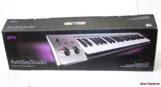 Avid KeyStudio   M Audio KeyRig 49 Key MIDI Controller Keyboard & Pro