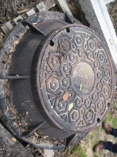cast iron manhole access cover