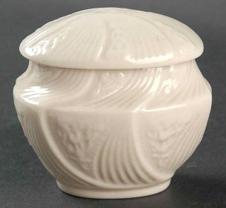 Belleek Pottery Giftware 6th Mark Green Trinket Box Lid 9067740