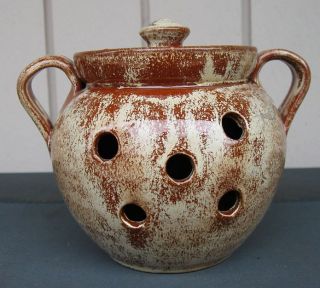 Unique A R Cole Vase Spiral Design North Carolina Art Pottery