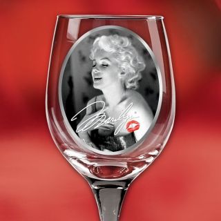 Marilyn Monroe Wine Glass Set with Photos Signature
