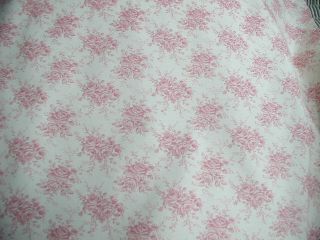 Mary Rose Paris Faded Red Roses on Cream Toile MR110R 17A