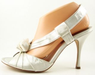 Maxstudio Scent White Satin Flower Womens Shoes Prom Wedding Shoes