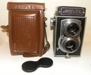 Amiflex II Twin Lens 6x6 TLR Camera Amitar Anastigmat Lenses w Leather