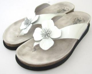 Womens Mephisto White Patent Leather Thong Sandals Size 8 38