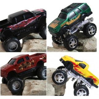 Monster Wheels 5 Piece Diecast Metal Play Set with Free Wheel Action