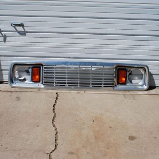 Dodge Ramcharger D100 Lil Red Express Truck Grille 77 78 79