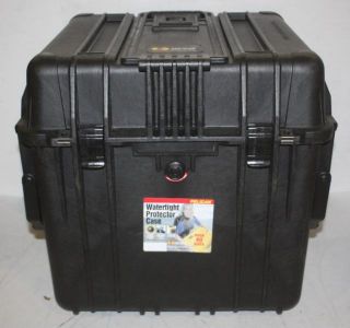Pelican 0340 Watertight Protection 18 inch Cube Case w 4 Wheels