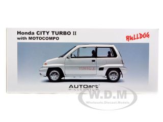Honda City Turbo II Silver with Motocompo in Yellow 1 18 Autoart 73281