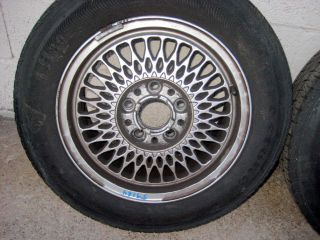 BMW E36 15 Wheel Pair w Tires 15x7 Style 17 92 99 318i 318TI 323i
