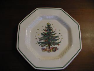 Nikko Christmastime Christmas Tree Dinnerware 7 10 3 4 Dinner Plates