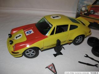 Schuco Rallye Porsche 911 356218 im Karton