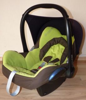 Maxi Cosi Cabrio Fix Kindersitz Babyschale in der Farbe Grün Braun