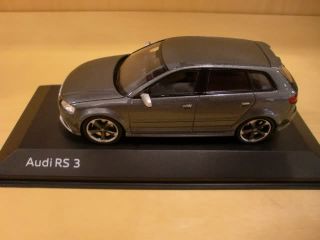Audi RS3 Sportback 143 Daytonagrau NEU NEU