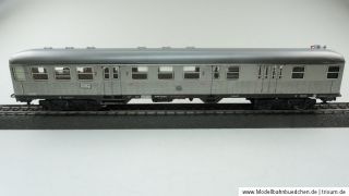Märklin 4081 – Nahverkehrs Steuerwagen “Silberling“, 2. Klasse