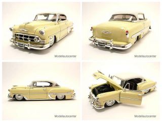 Chevrolet Bel Air 1953 gelb/weiß, Modellauto 124 / Jada Toys