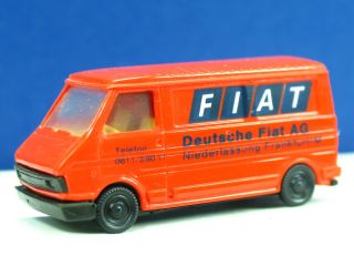 Praliné H0 Fiat 242 Kombiwagen Deutsche Fiat AG (siehe Foto) (SZ