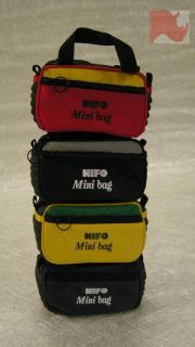 Das NIFO Mini Bag mit Seitentasche für 15 20 Bälle mit praktischer