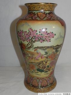 Alte Porzellanvase Porzellan Vase HANDBEMALT China ? Japan ? gemarktet