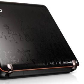 Lenovo IdeaPad Y560 39,6 cm Notebook Computer & Zubehör