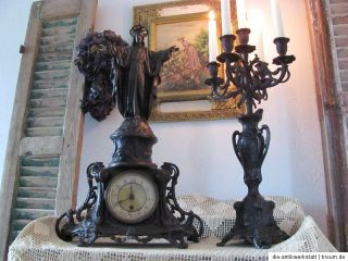 Frankreich antike Uhr Jugendstil Kaminuhr Jesus FRANSKE CHIC