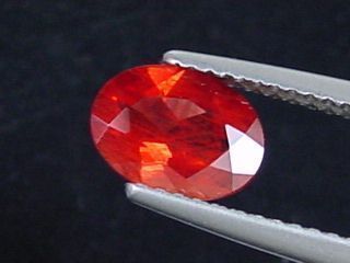 Andesin 0,85 Carat   feuriges Orangerot   China (374h)