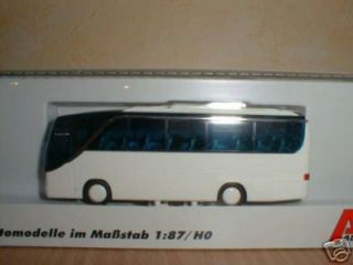 AWM Reisebus Setra S 411 HD neutral weiß