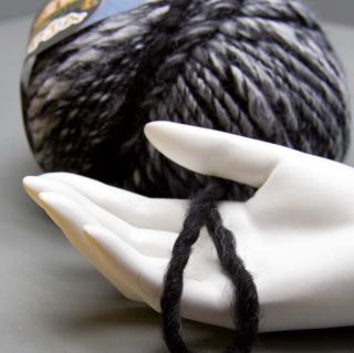 Lana Grossa Olympia 017 schwarzweiß 100g Wolle