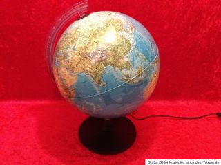 alter Globus,,Globus,,Weltkarte,,Weltkugel,,Leuchtglobus