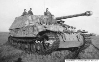 Elefant Ferdinand Panzer Jg Abt 653 mit Tarnanstrich in Nikopol
