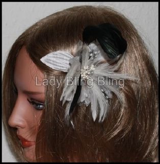 Fascinator Feder Federn Haarclip Hochzeit Blume Weiß NEU