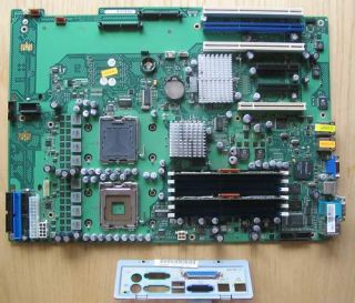 Mainboard Systemboard Primergy TX200 S3 D2109 Dual Xeon 771 + 2 GB RAM