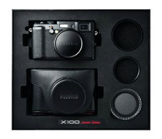 Fujifilm FinePix X100 BLACK Limited Edition Premium Set 074101013610