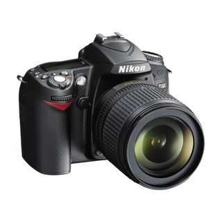 Nikon D90 SLR Digital Camera Kit with Nikon 18 105mm VR Lens