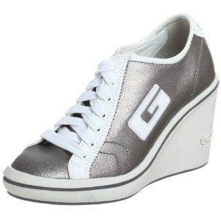 GUESS Womens Jacielynn Sneaker,Silver,9.5 M Shoes