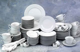 Farberware Lattice White 100 piece Dinnerware Set