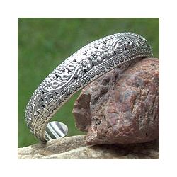 Sterling Silver Victory Cuff Bracelet (Thailand) Today $92.99 4.6